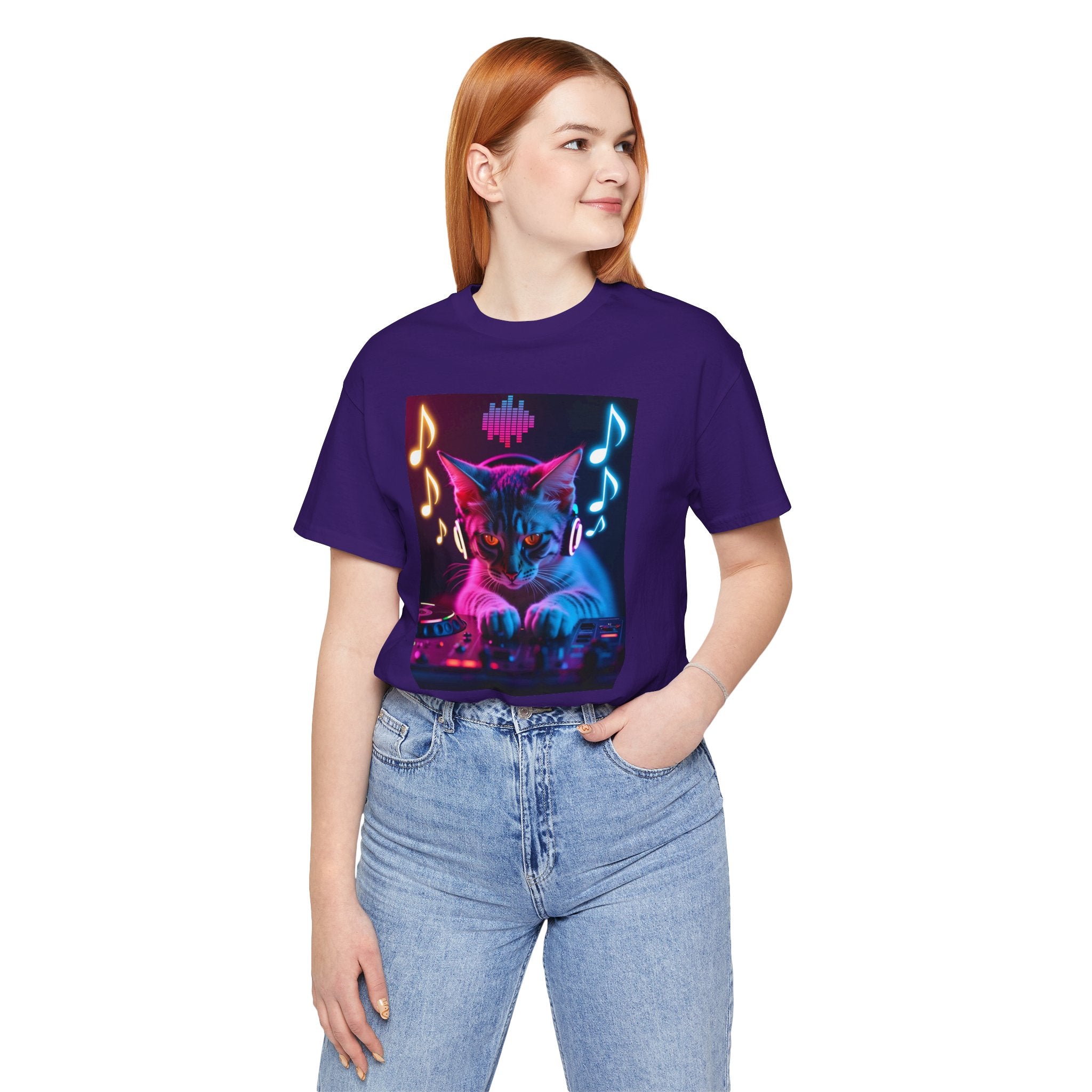 Cute Cat DJ Shirt – Adorable Kitty Music Lover Unisex Tee